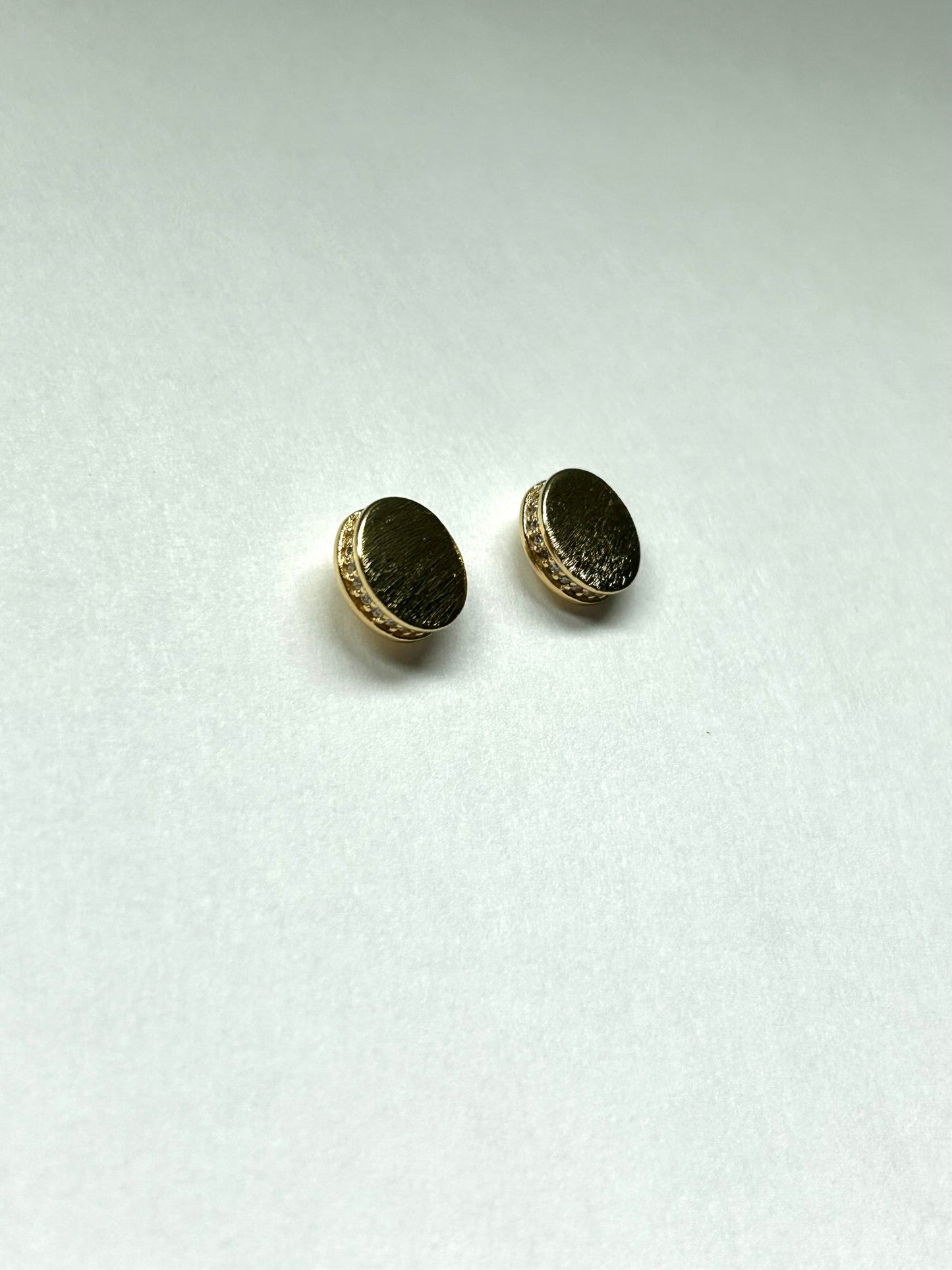 Xuda Stud Earrings