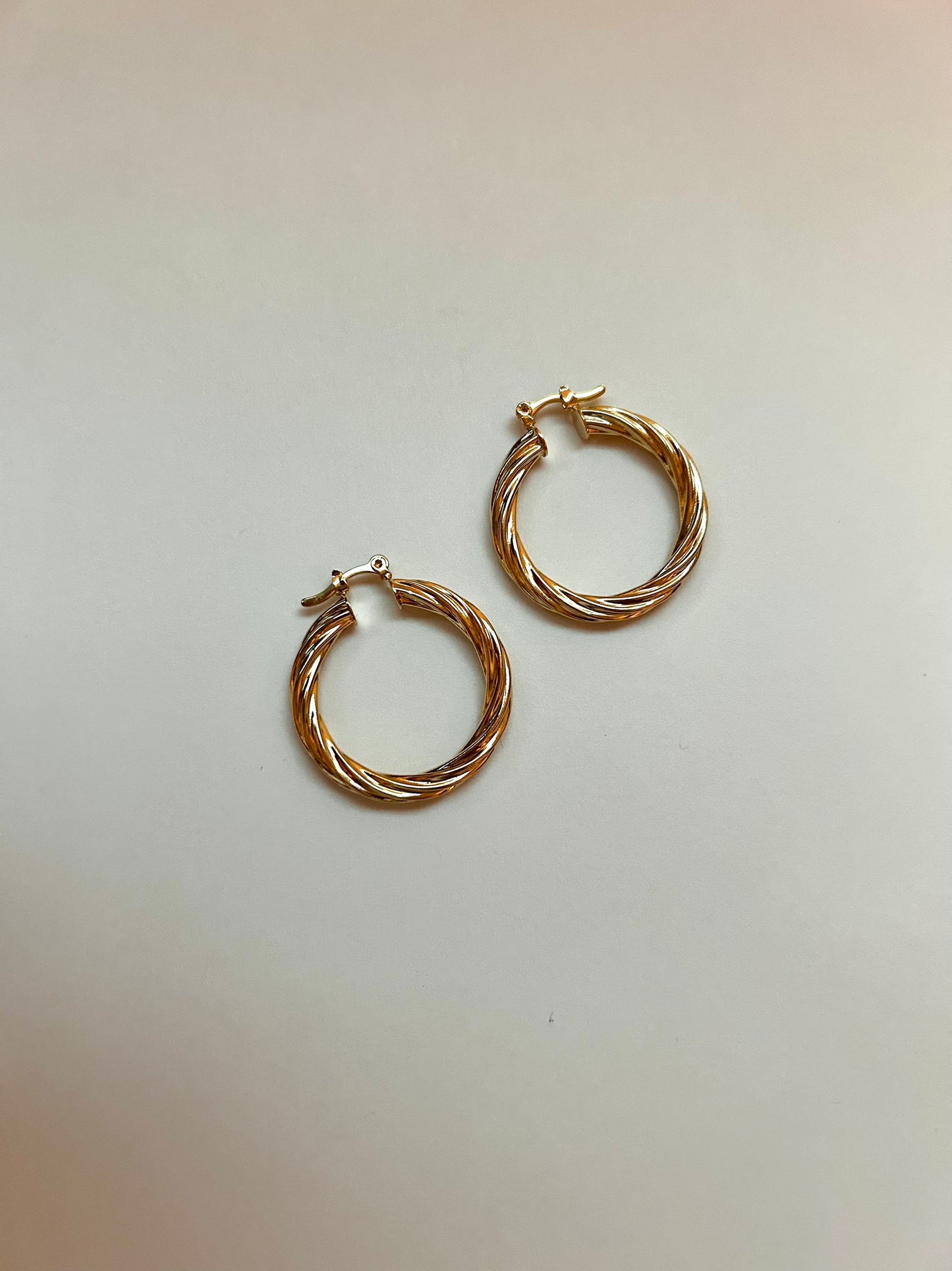 Victoria Hoops