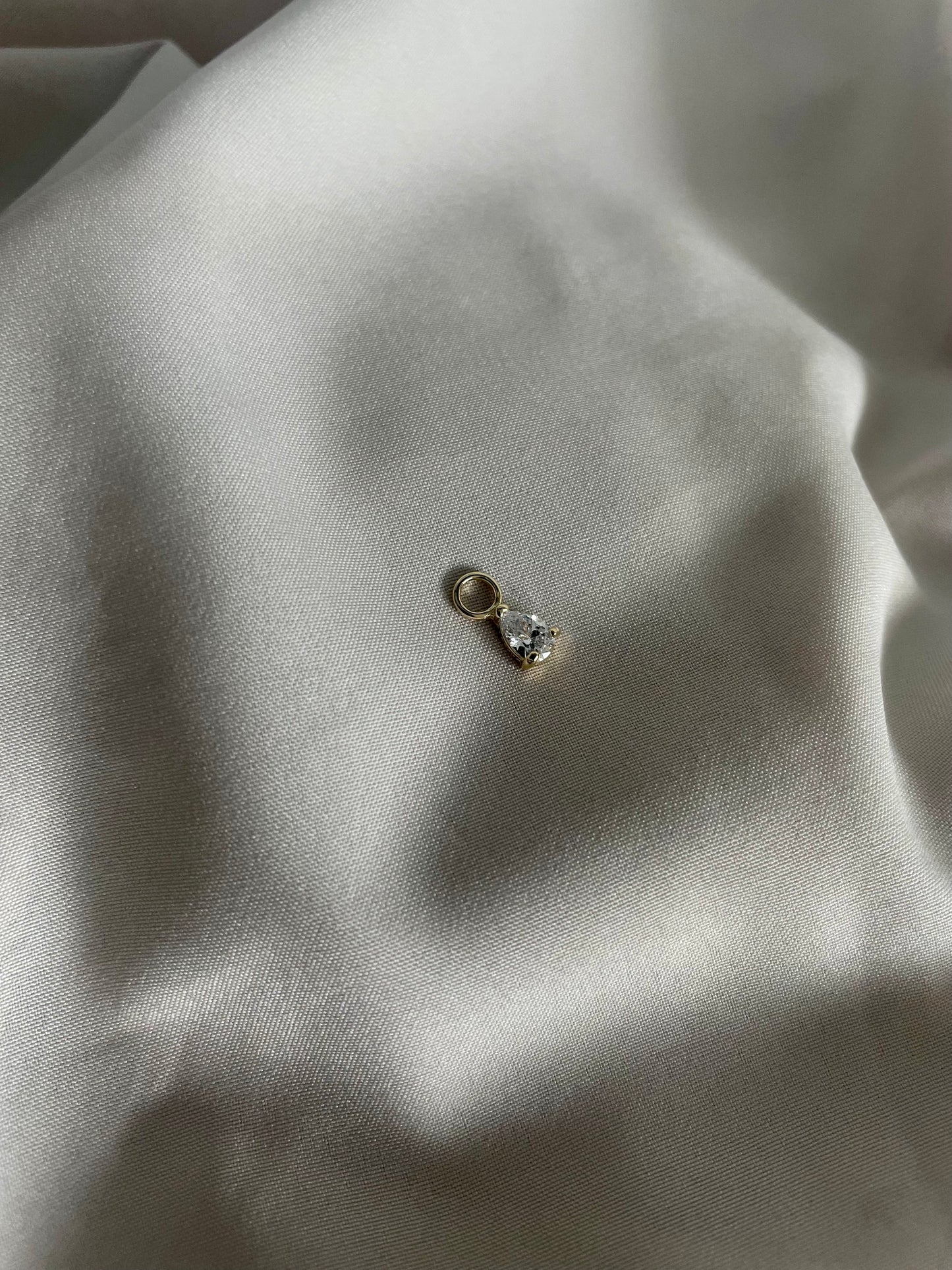 Lirab Mini Pendant