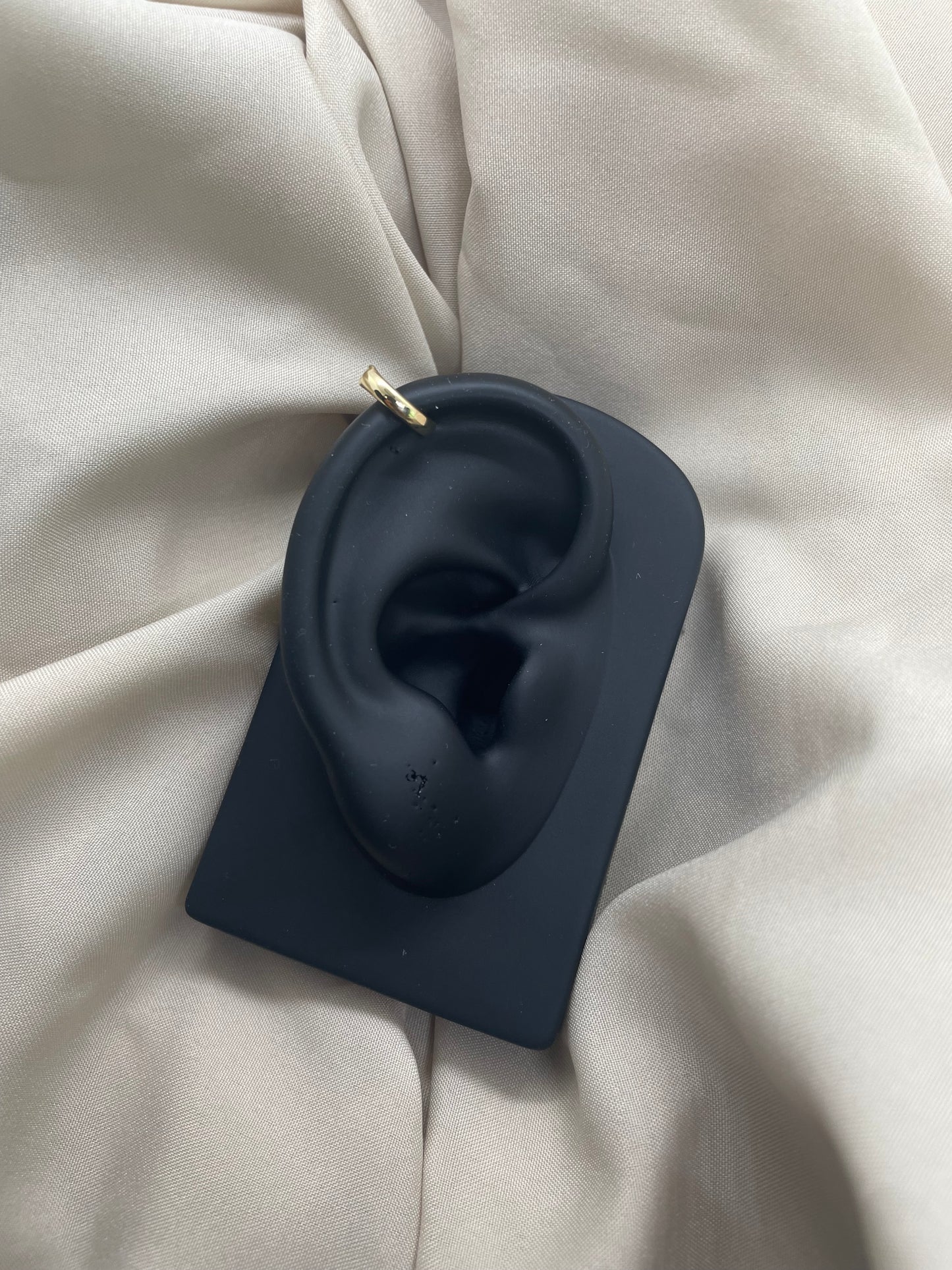 Janina Ear Cuff