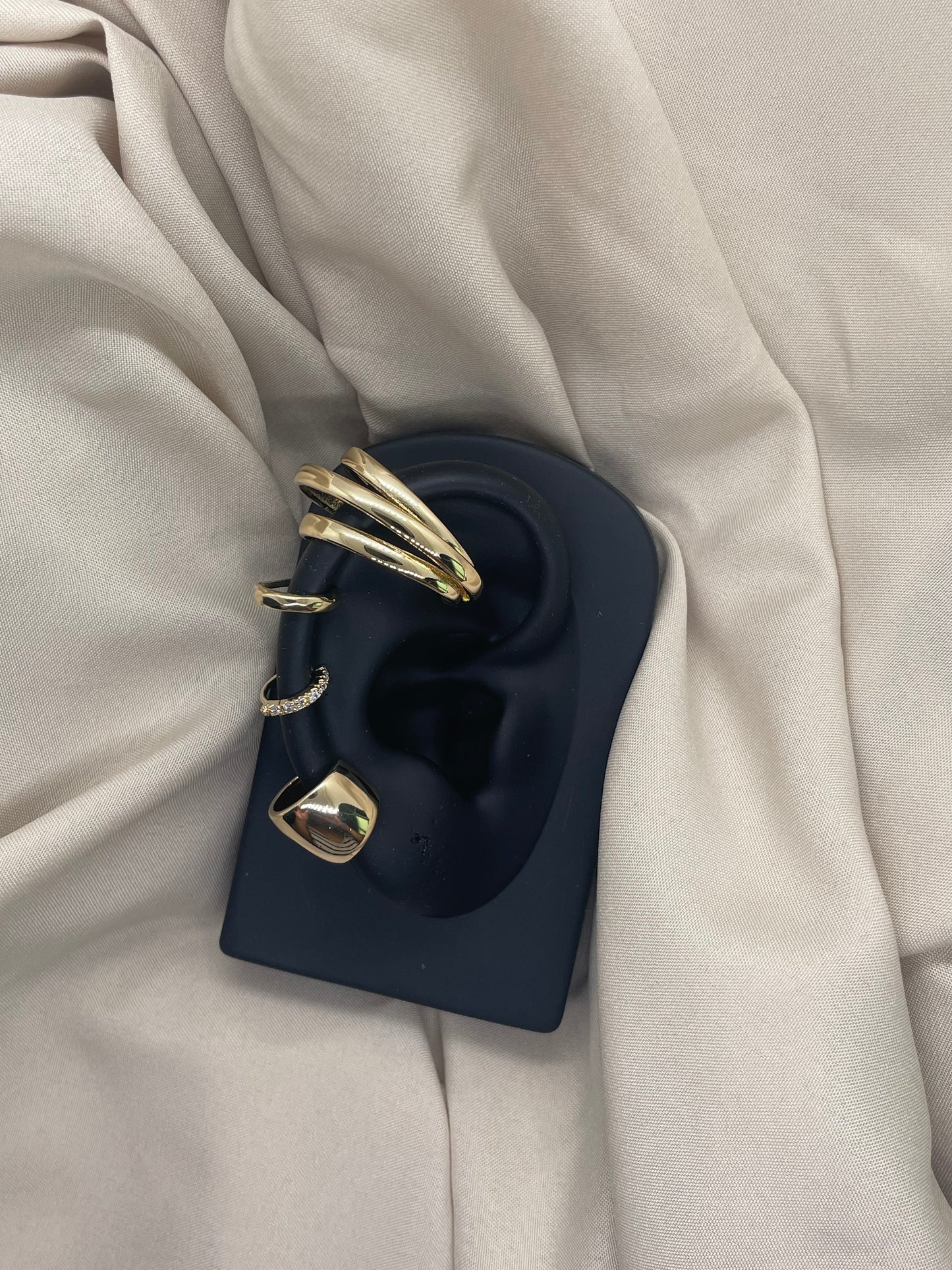 Aishi Ear Cuff