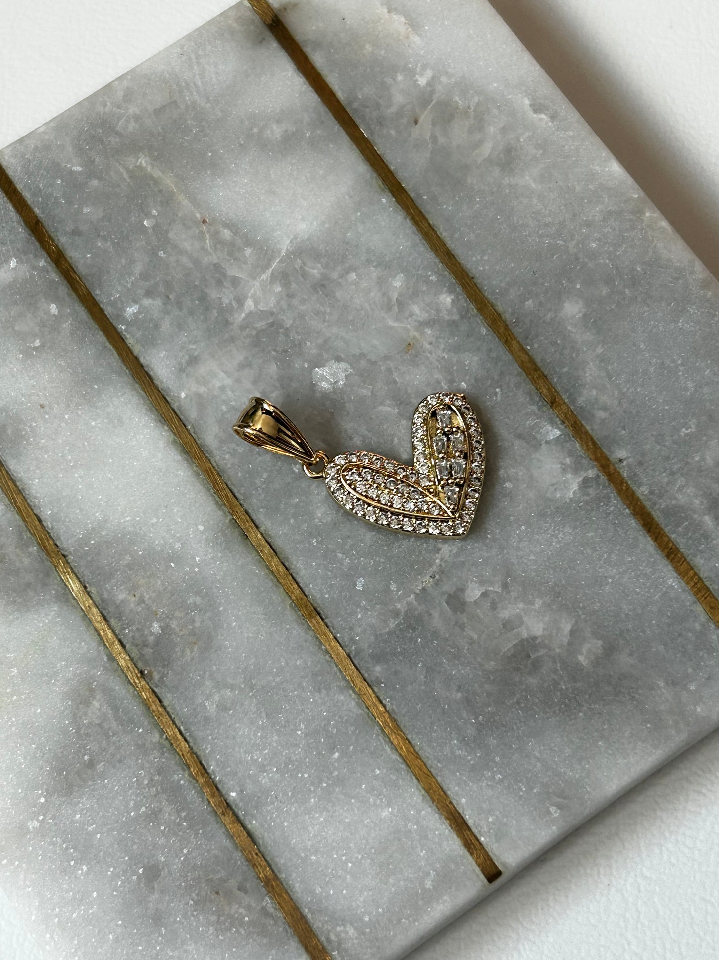 Blin Blin Love Pendant