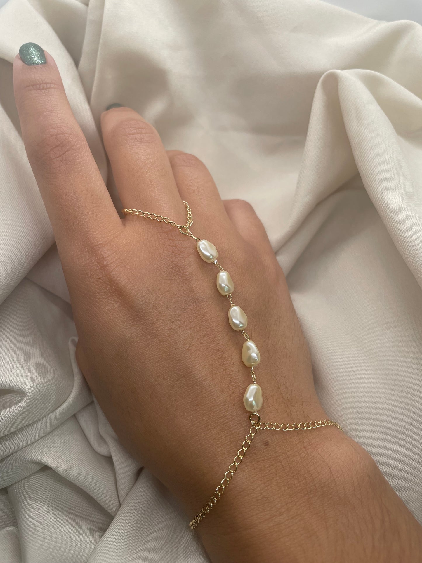 Nasya Hand Chain
