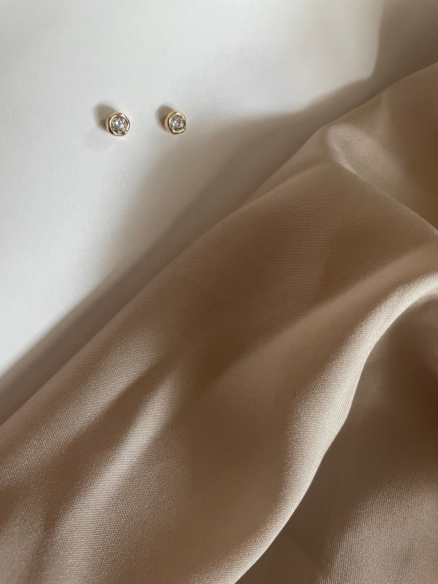 Lois Stud Earrings