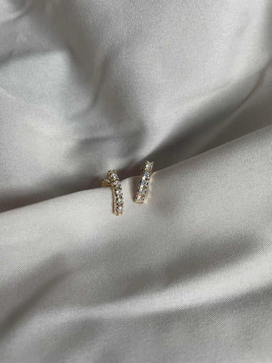 Phoebe Curved Stud