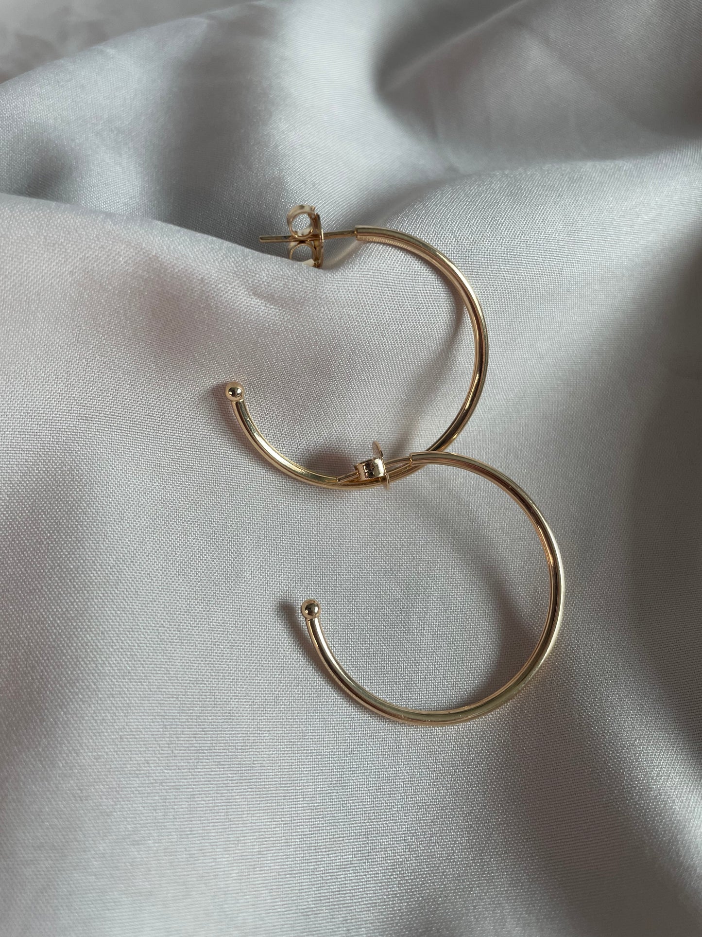 Alya Hoops