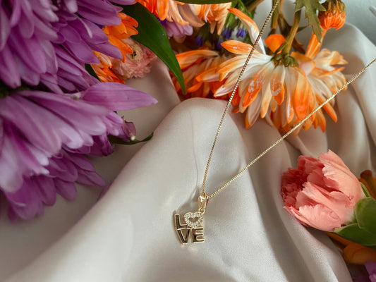L’Amour Necklace