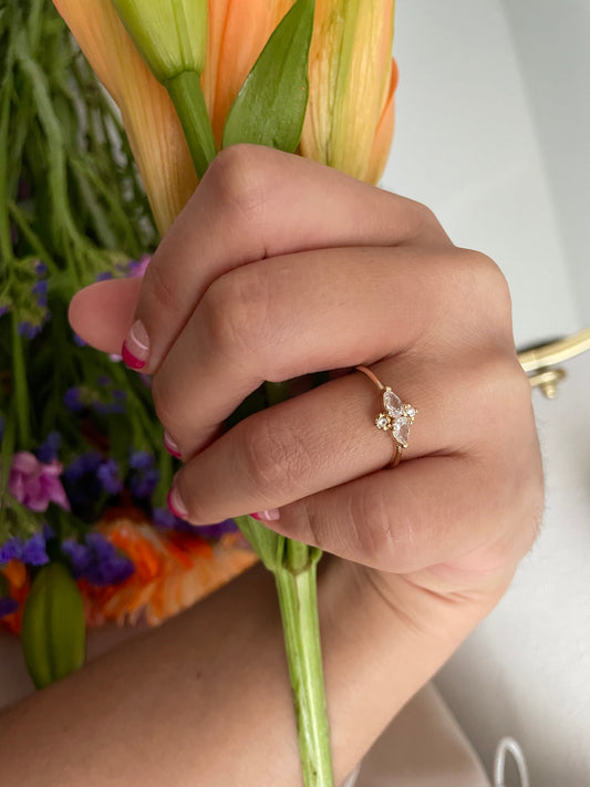 Jeanne Flower Ring