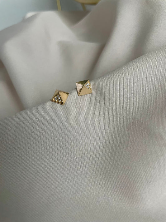Lydia Pyramid Stud Earrings